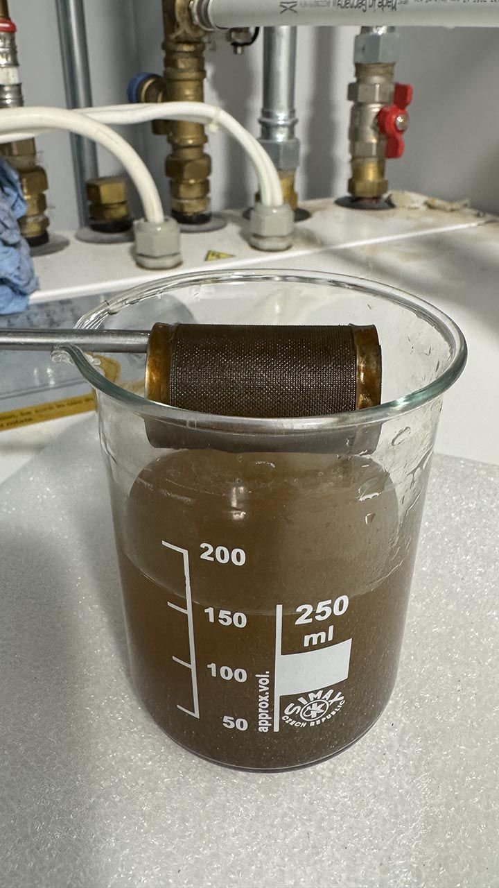 011-sildymo-sistemos-plovimas